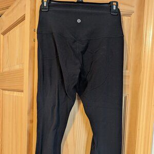 Lululemon Align black high-rise capri leggings  Size 6